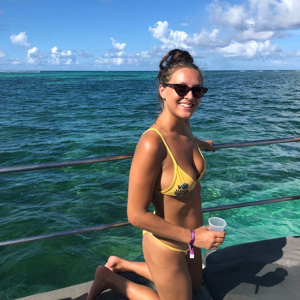 Meet your Posher, Krissy